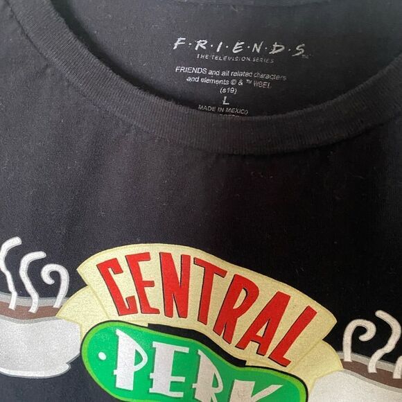 FRIENDS Central Perk Women’s Black T Shirt Size L - Picture 2 of 5